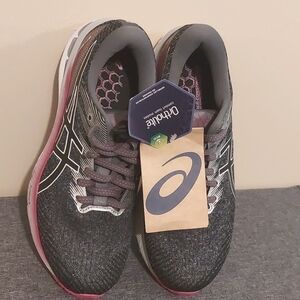 Asics GT 2000 Women's Running Shoes Sneakers Gray Pink Size 6 1/2 1012B042